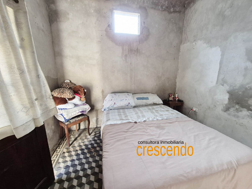 Casa En Venta En Parque Avellaneda