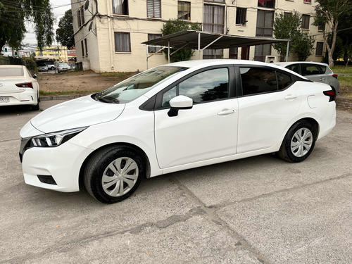 Nissan Versa Sense 4at