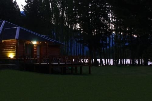 Imagen 9 de 26 de Hosteria Miradas Del Lago - Sobre El Lago Epuyén
