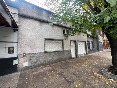 Hermosa Casa 5 Ambientes En Venta *mataderos*