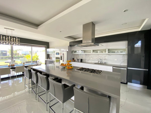 Imagen 9 de 30 de Casa En Venta En Lagos Del Sol Cancun