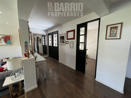 Casa En Venta De 4 Dorm. En Colina