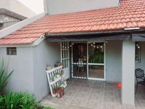 Imagen 25 de 28 de Chalet En Venta De 4 Dormitorios C/ Cochera En Quilmes