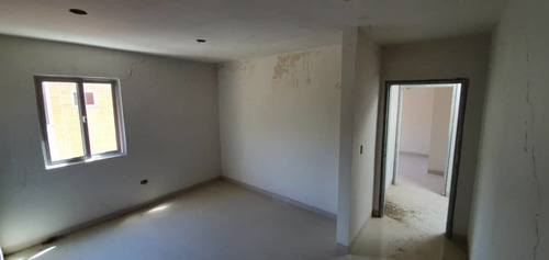 Imagen 4 de 18 de En Venta Townhouse Villas Del Rocio Obra Blanca Porcelanato.