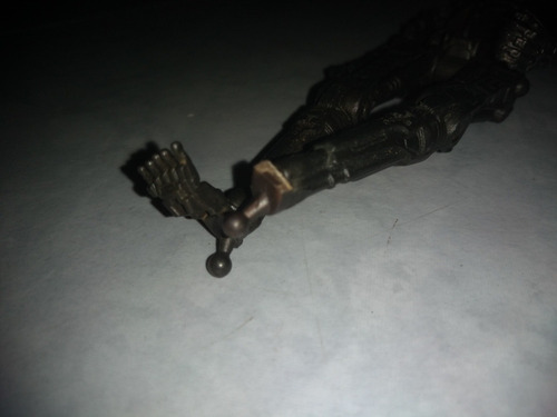 Terminator Salvation Esqueleto T 700 Playmates 3 3/4 Sin Pie (Usado)