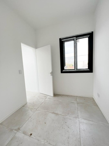 Imagen 6 de 28 de Casa En Venta En El Canton Barrio Norte A Estrenar Lote Interno Con Vista A Laguna!