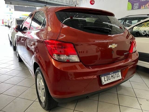 Imagem 5 de 11 de Chevrolet Onix Lt 1.0 8v Flex 2013 Impecável