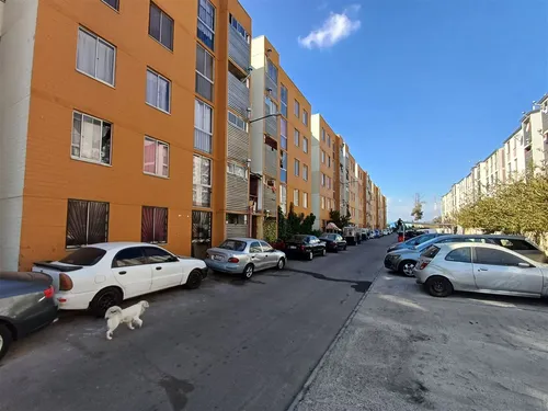 Departamento En Venta De 3dormutorios 1 Baño - El Bosque