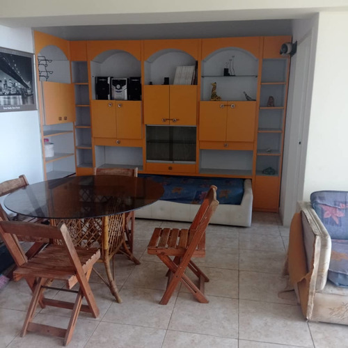 Imagen 5 de 14 de Venta Apartamento En Macuto Vista Al Mar