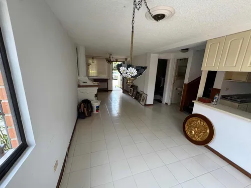 Casa En Excelente Ubicación