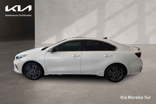 Kia Forte 4p GT L4/1.6/T Aut