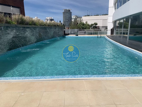 Seasons Tower Venta Mansa Pegado A Enjoy Conrad Hotel