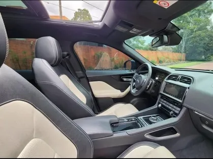Jaguar F-PACE 3.0 R-sport