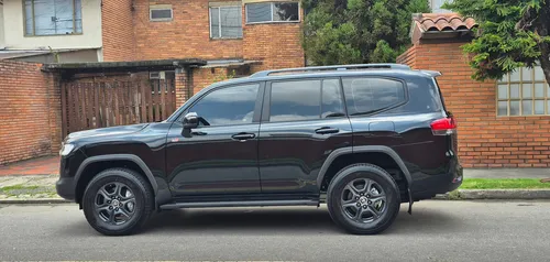 Land Cruiser Lc300 Gr 3.3 Diesel