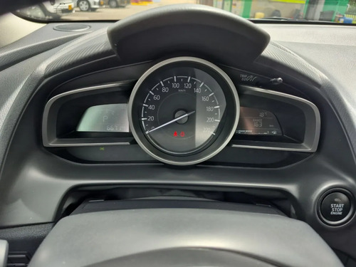 Mazda 2 Touring Carbon Edition At  1.5