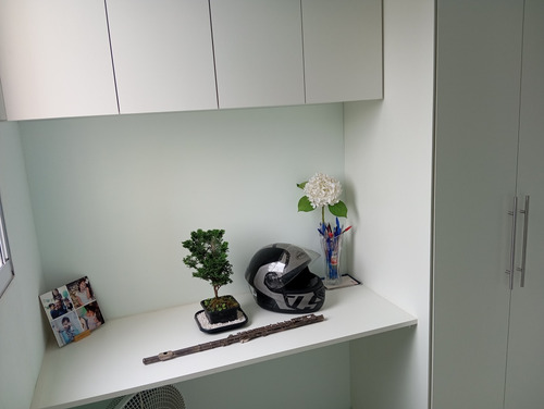 Apartamento C/ 2 Quartos Em Ótima Localização!!!