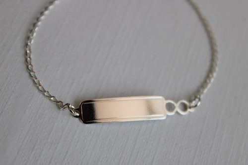 Imagem 2 de 6 de Pulseira Infantil Chapa Amor Infinito Prata 925 Gravação