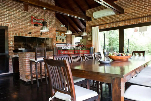 Casa En Venta En La Zona Del Golf.