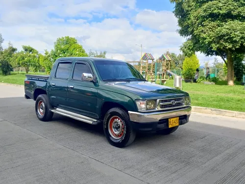 Toyota Hilux 2.4l 4x2