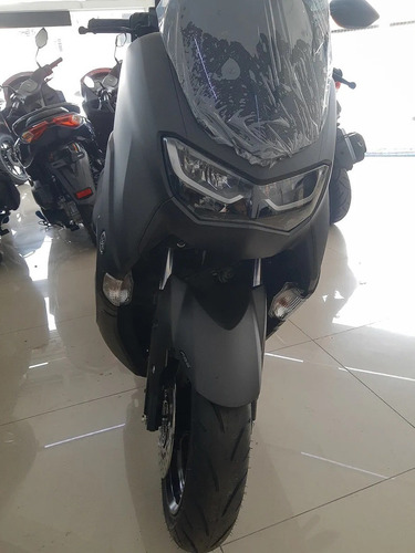 Imagem 2 de 15 de Yamaha Nmax 160 Abs 2022 Preta 0 Km E