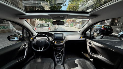 Peugeot 208 1.6 Feline Tiptronic