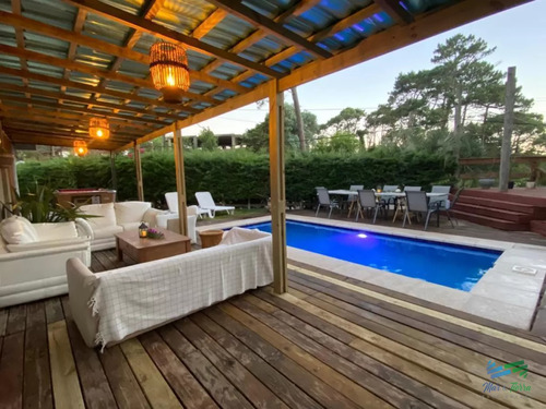 Vendo Casa De 4 Dormitorios Y Piscina, En San Rafael, Punta Del Este