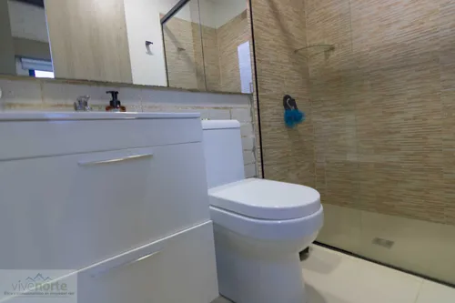 Casa En Venta En Alto De Las Palmas. Cod V12536
