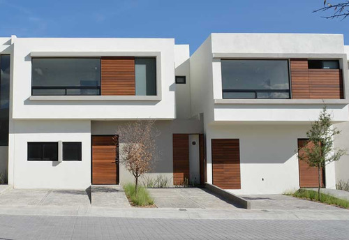 Hermosa Residencia, Área Cañadas Del Lago Condado, 3 Recámar