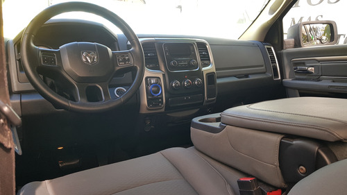 Dodge Ram Crewcab Slt 4x4 2017 V6,factura Original Uico Dueñ