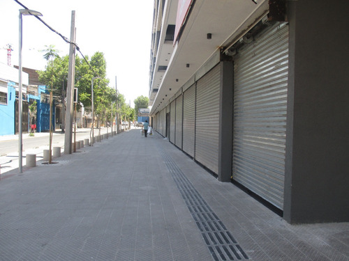 Gran Local A 50 Metros De San Diego Y Una Cuadra De Feanklin