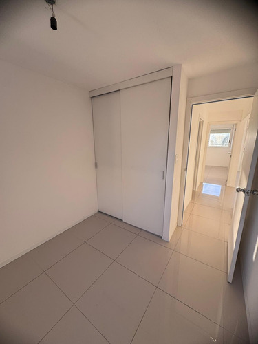 Sobre Requena Muy Funcional 2 Dorm Lc Integrado Y Garagge