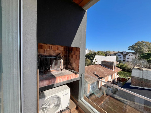 Venta De Departamento Dos Ambientes Ubicado En Av Principal De Pinamar Edificio Renata 20
