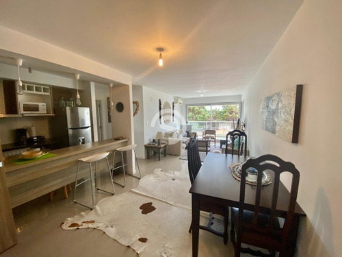 Apartamento En Venta - Brava- Ref: 3902