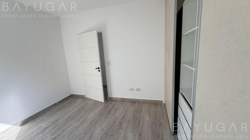 Venta Casa - Barrio Privado Santa Emilia / Pilar Del Este