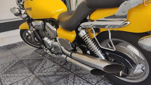 Imagem 2 de 15 de Honda 750cc