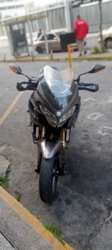 Imagen 3 de 12 de Benelli Trek 899