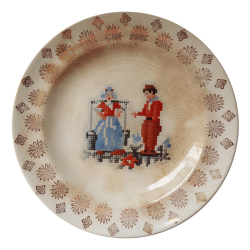 Plato De Porcelana De 1936 Motivo Cross Stitch