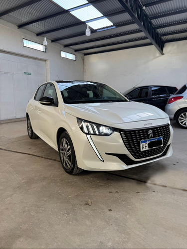 Peugeot 208 1.6 Feline Tiptronic