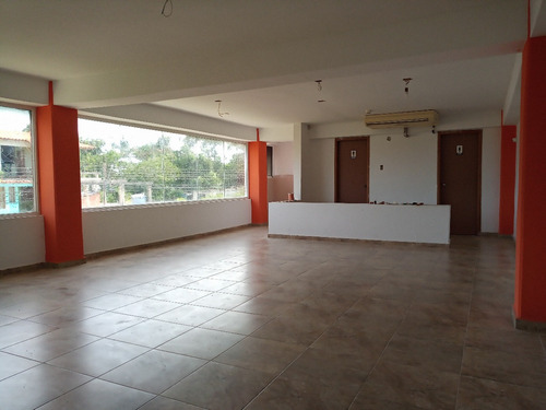 Imagen 4 de 12 de Galpon En Alquiler Los Robles