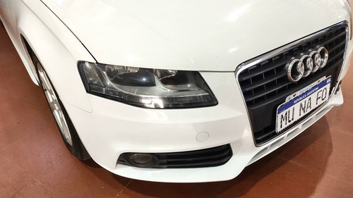 Imagen 4 de 15 de Audi A4 2.0 T L/10 2011