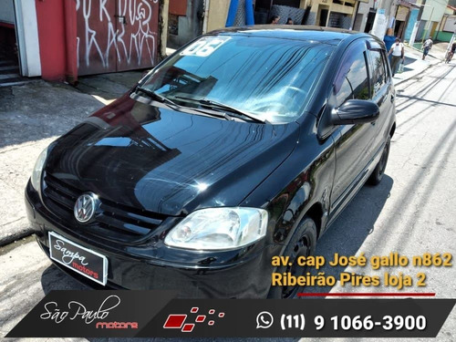 Imagem 1 de 6 de Volkswagen Fox City 1.0 Mi Total Flex 8v 5p Flex 2006