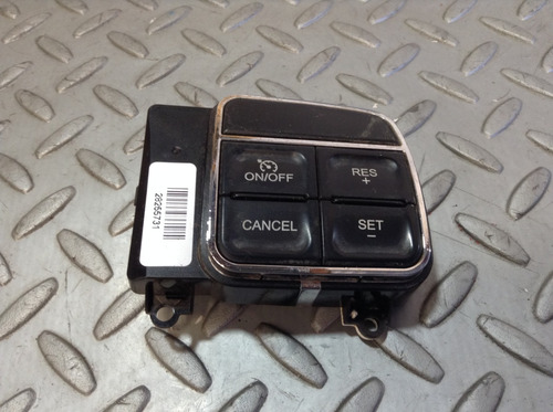 Switch Botón Derecho Volante Jeep Patriot Mod 10-17