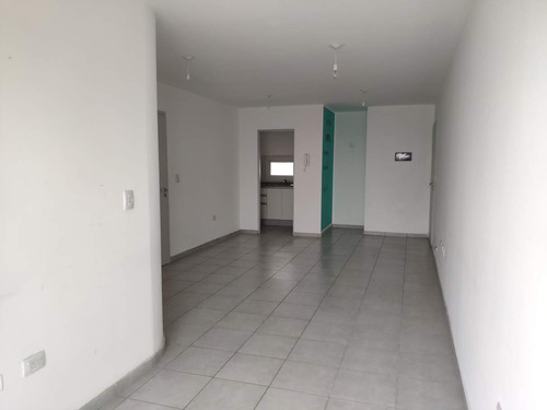 Imagen 3 de 9 de 1 Dormitorio Con Cochera - Próximo Al Centro