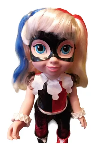 DOLL DC SUPERHERO GIRLS Arlequina (Harley Quinn)