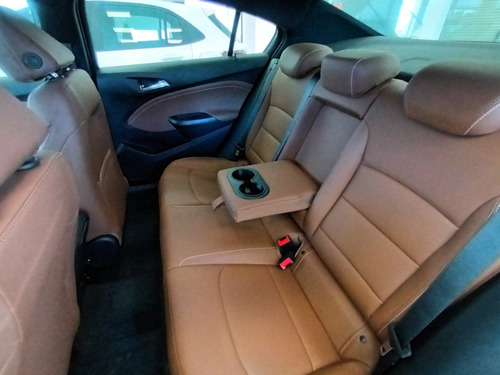 Imagen 16 de 25 de Cruze 4 Premier 2023 Entrega Inmediata Mr