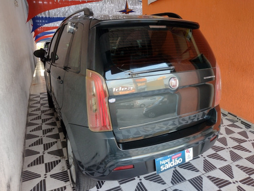 Imagem 2 de 12 de Fiat Idea 2013 1.4 Attractive Flex 5p