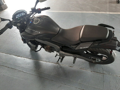 Imagen 9 de 15 de Bajaj Dominar 400