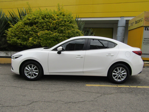 Mazda 3 2.0 Touring