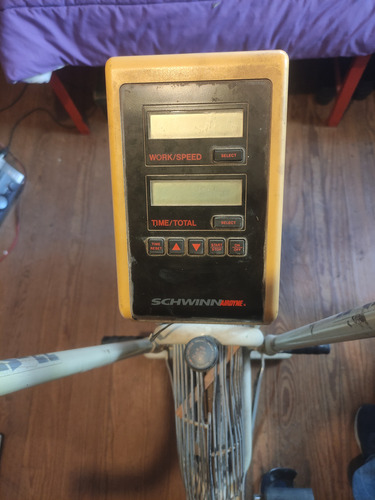 Bicicleta Fija Schwinn Airdyne A Reparar Detalles Beige (Usado)