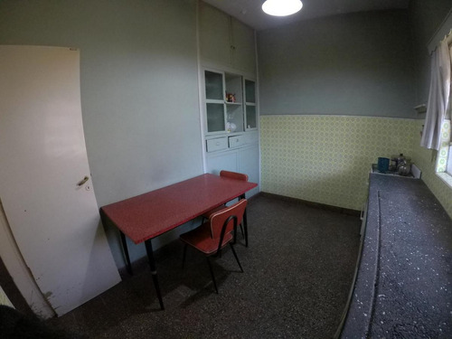 Imagen 19 de 30 de Venta Casa En Esquina Const. Sobre 2 Lotes Amplio Fondo Libre - Llavallol